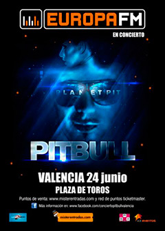 Pitbul y Dj TrAsGo en la plaza de Toros de valencia